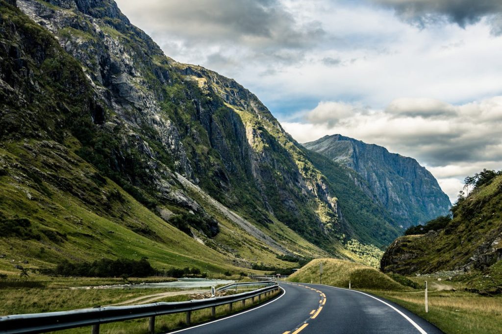 How to Register a Company in Norway: Step-by-Step Guide 